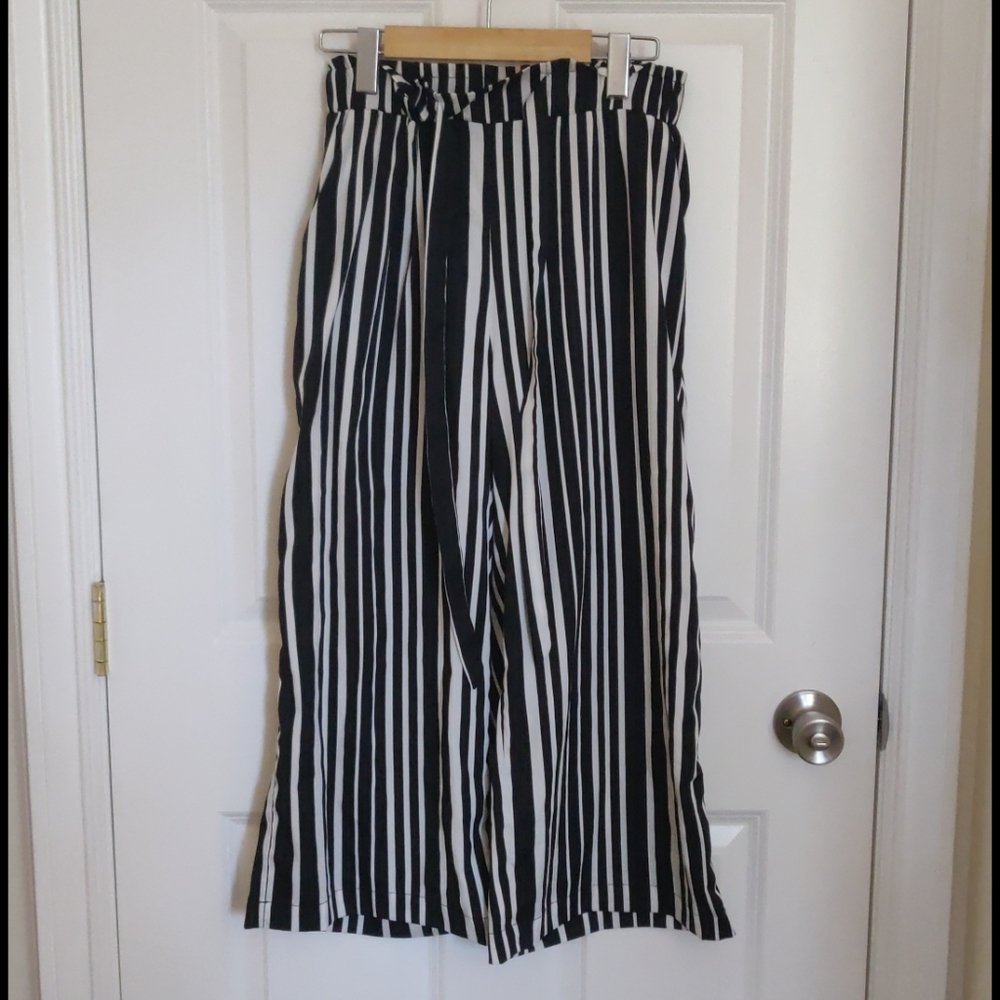 Strip crop pants